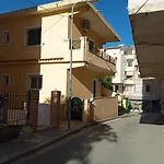 Апартаменты Saranda Apartments
