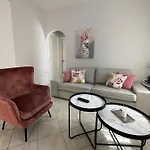 Saranda Apartments Апартаменты Саранда