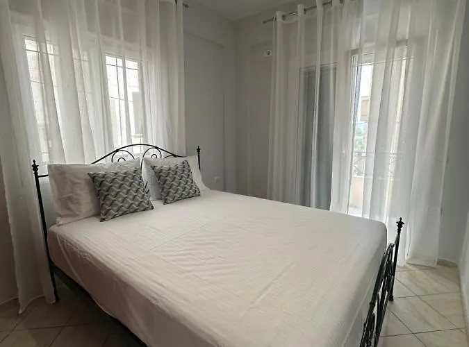 Saranda Apartments *